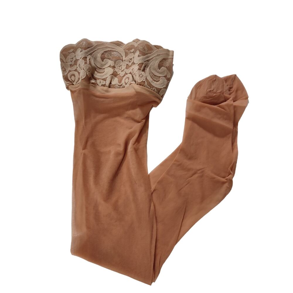 Frederick's of Hollywood Scallop Lace Top Thigh Highs Nude Size Medium New
